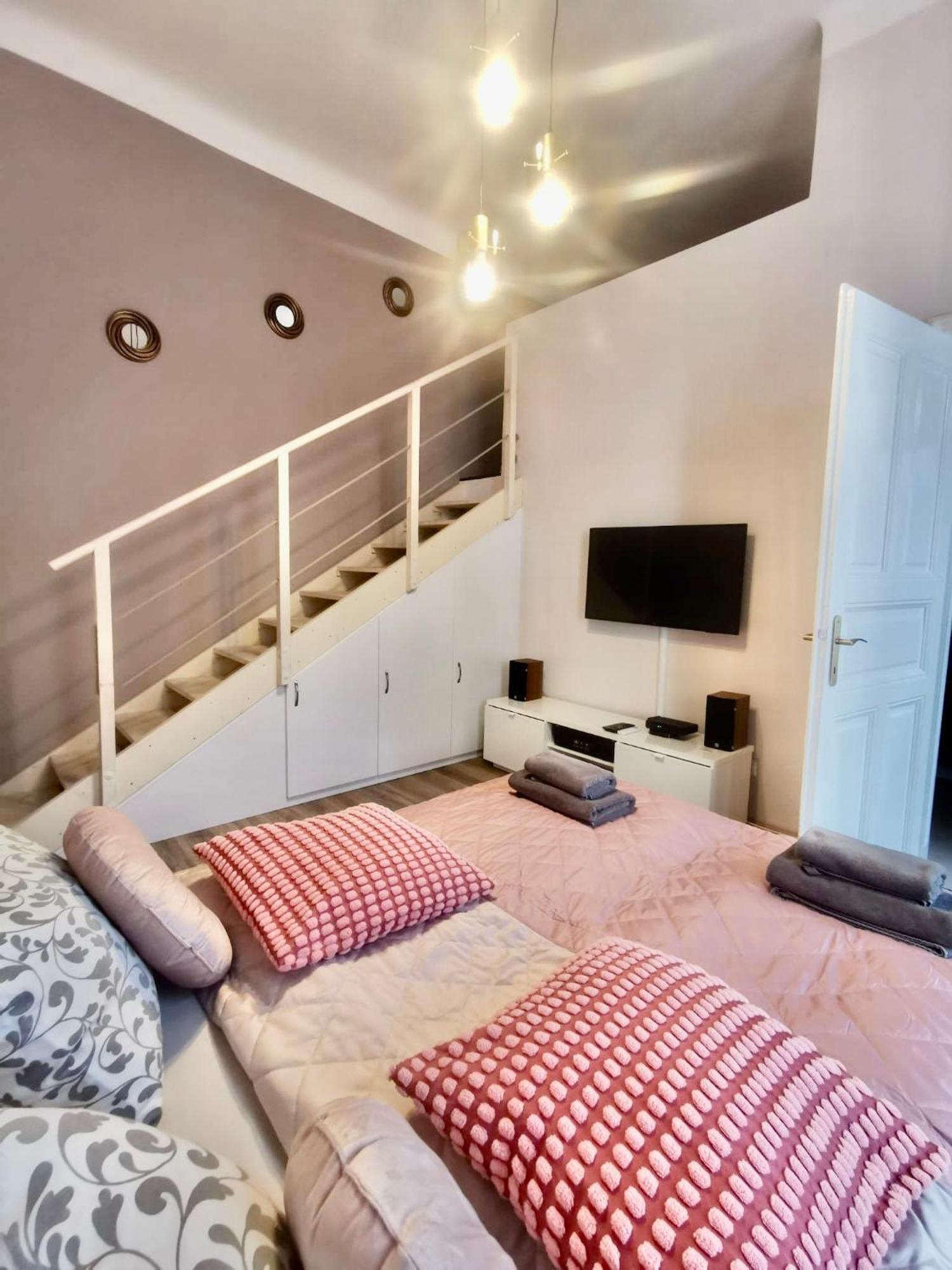 Goldcentral Apartment Comfort Budapešť Exteriér fotografie