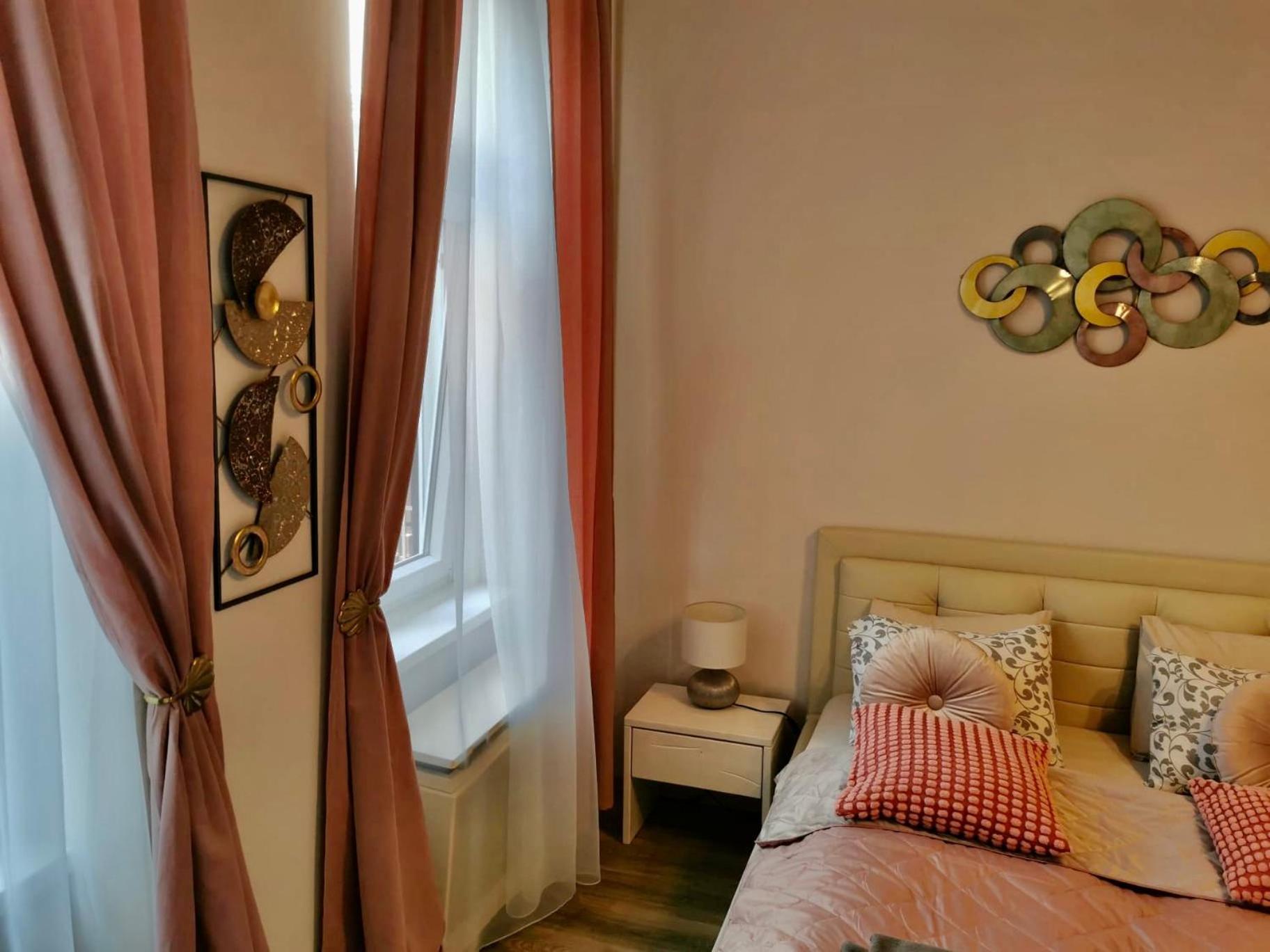 Goldcentral Apartment Comfort Budapešť Exteriér fotografie